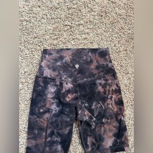 Lululemon tie dye biker shorts size 6